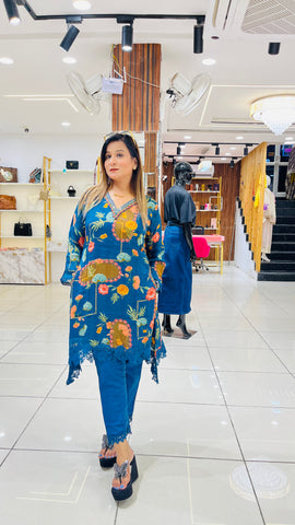 “LAYALI” DUBAI STYLE SUIT “LAYALI” DUBAI STYLE SUIT