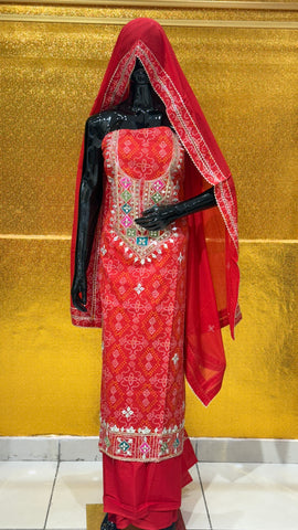 US-02 BANDHANI UNSTICHED SUIT US-02 BANDHANI UNSTICHED SUIT