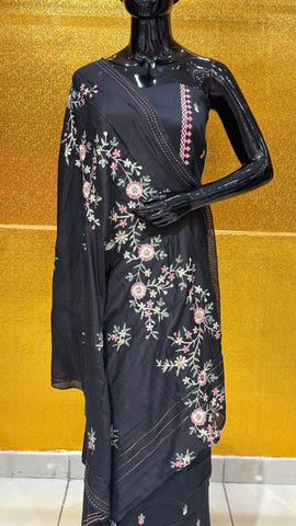 US-04 KASHMIRI HANDWORK UNSTICHED SUIT US-04 KASHMIRI HANDWORK UNSTICHED SUIT