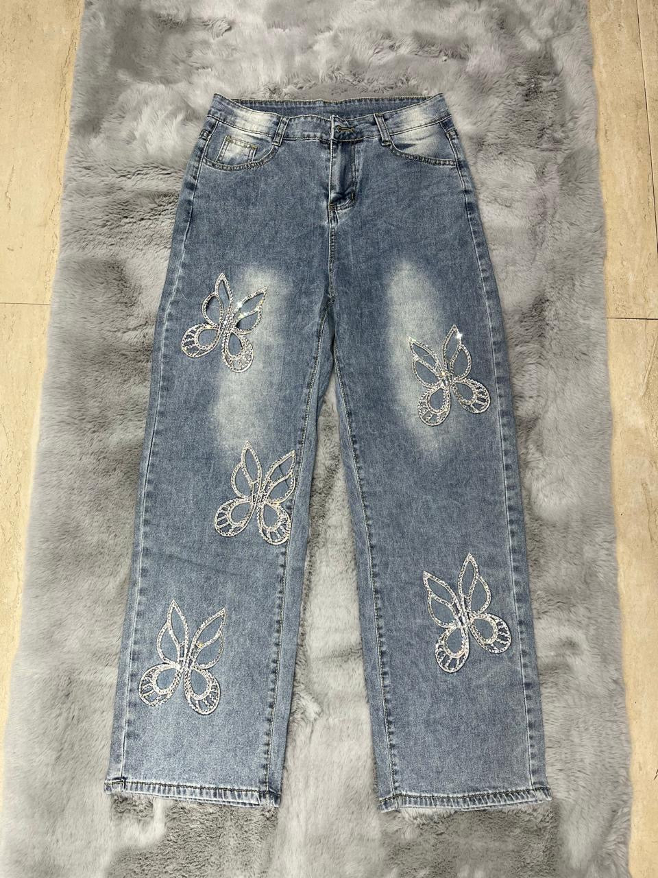 BUTTERFLY CUT WORK DENIM