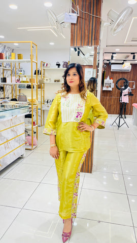“MAHIMA” TWO PIECE SET