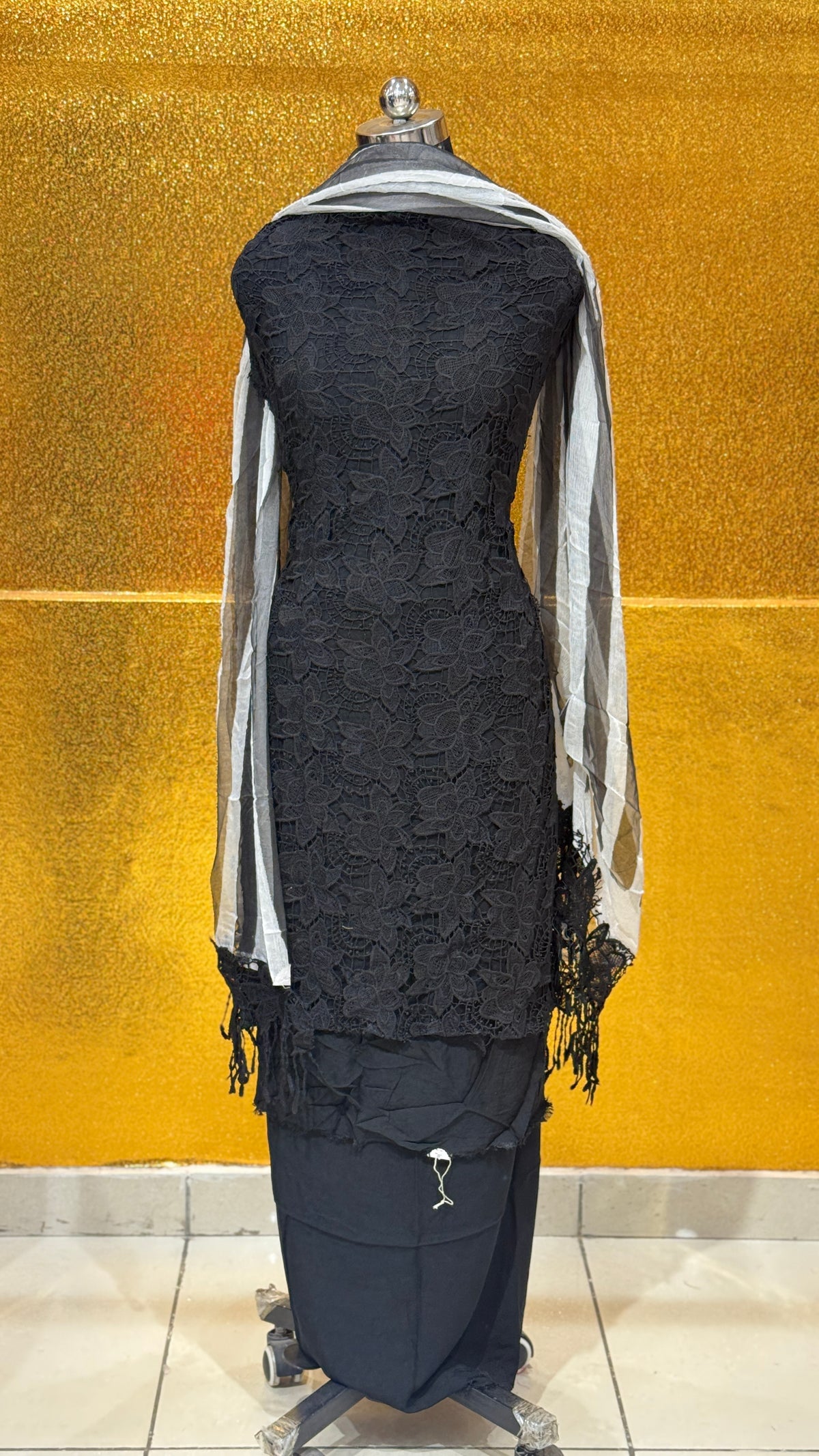 US-12 CROCHETE UNSTICHED SUIT