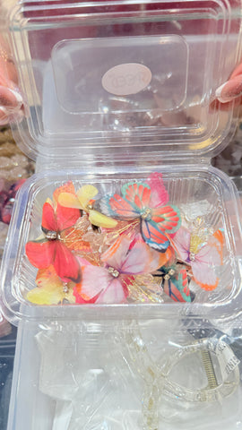 SMALL BUTTERFLY HAIR CLIPS